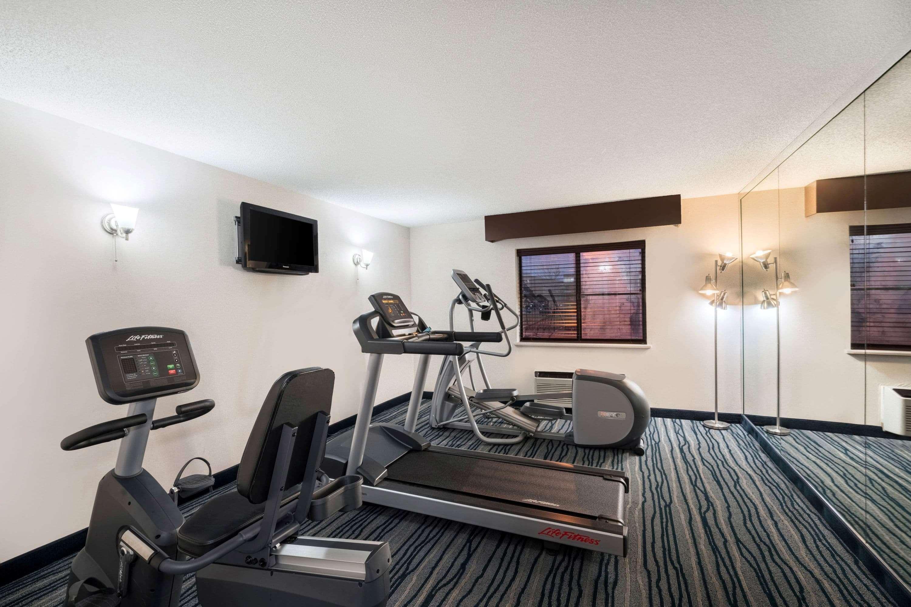 Comfort Inn & Suites Brentwood Exteriér fotografie