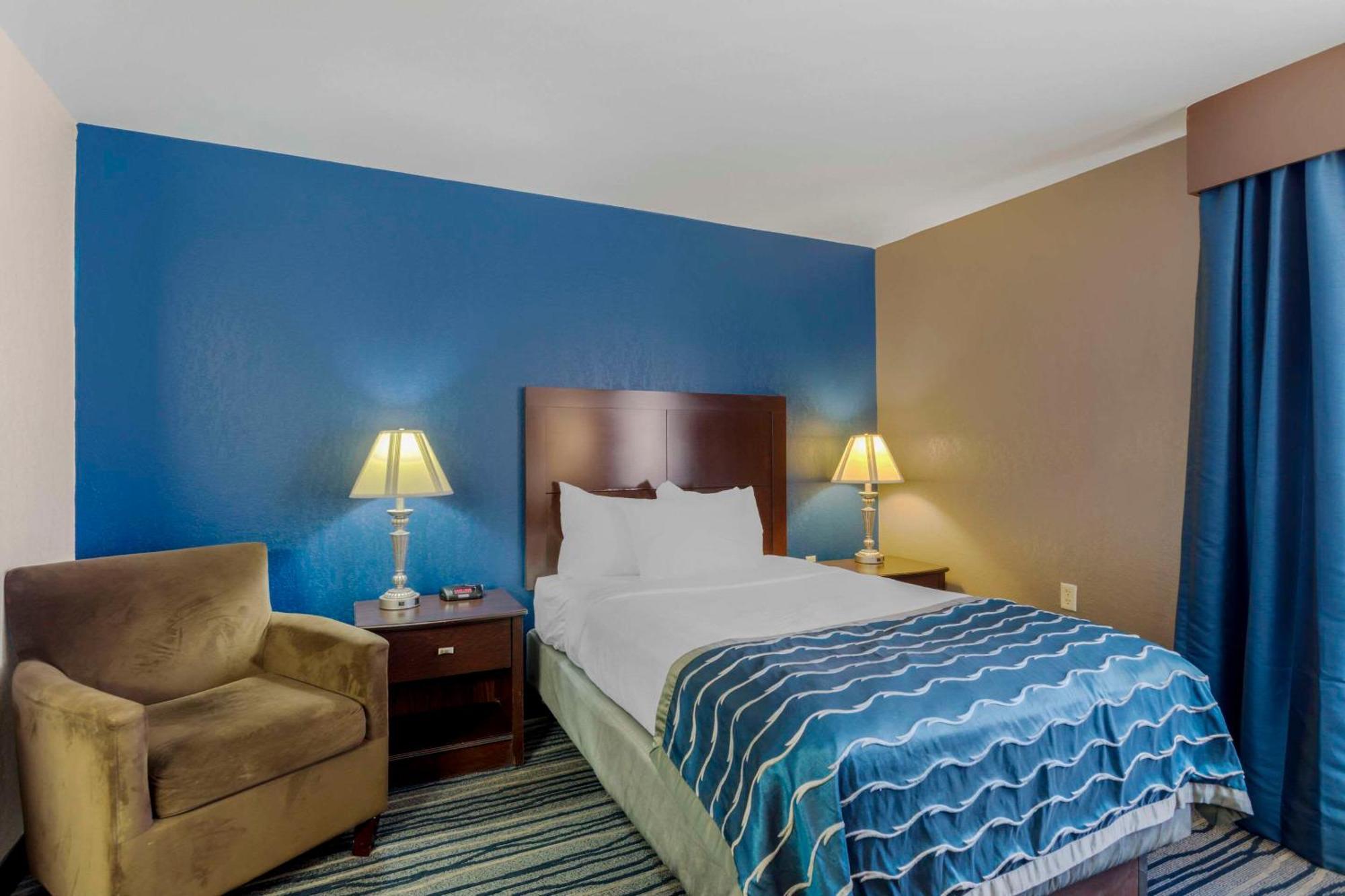 Comfort Inn & Suites Brentwood Exteriér fotografie