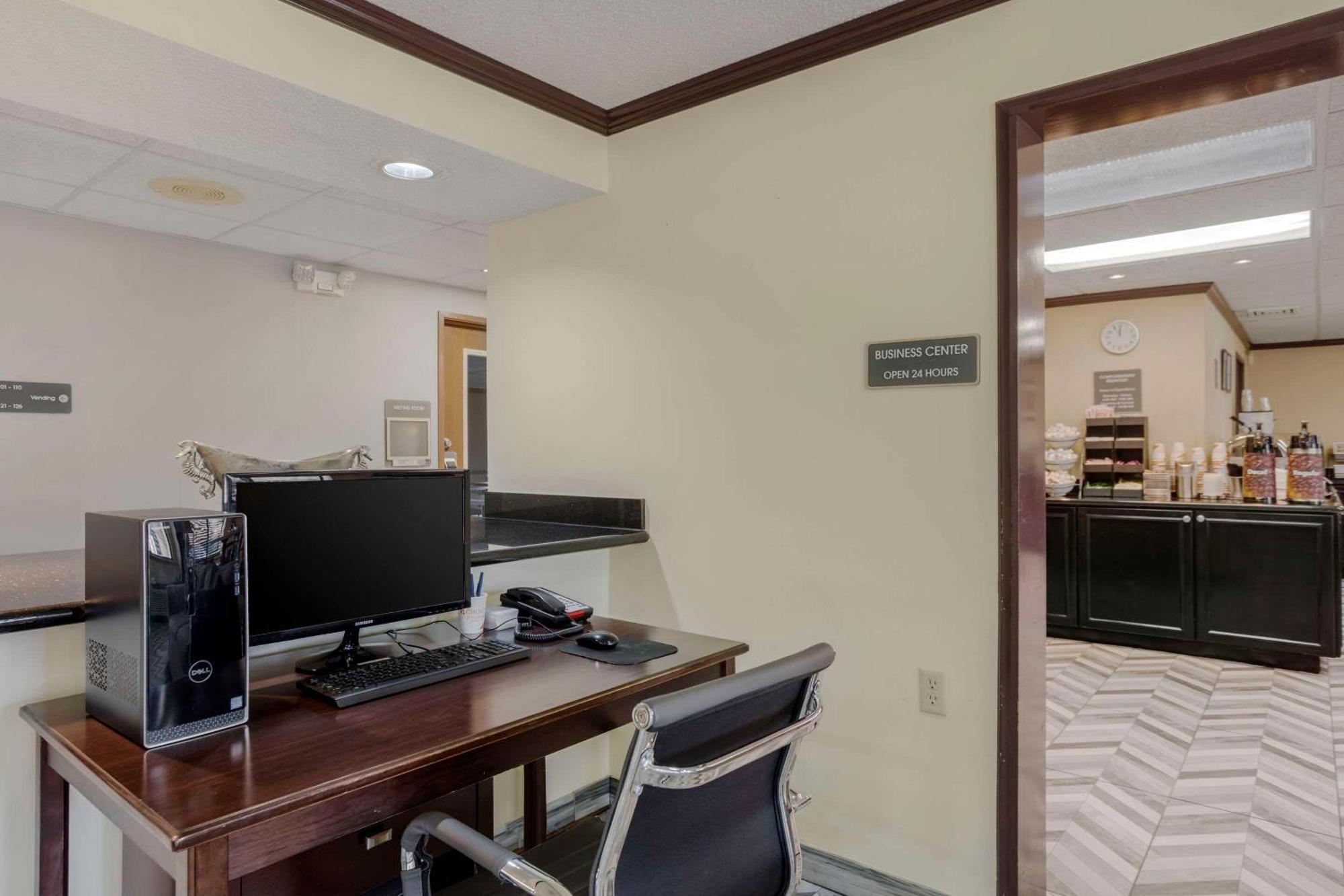 Comfort Inn & Suites Brentwood Exteriér fotografie