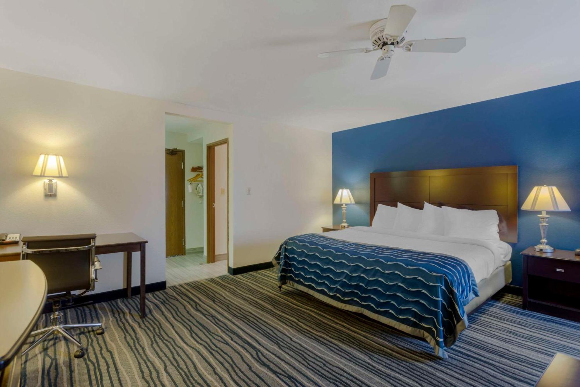 Comfort Inn & Suites Brentwood Exteriér fotografie