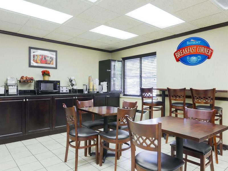 Comfort Inn & Suites Brentwood Exteriér fotografie
